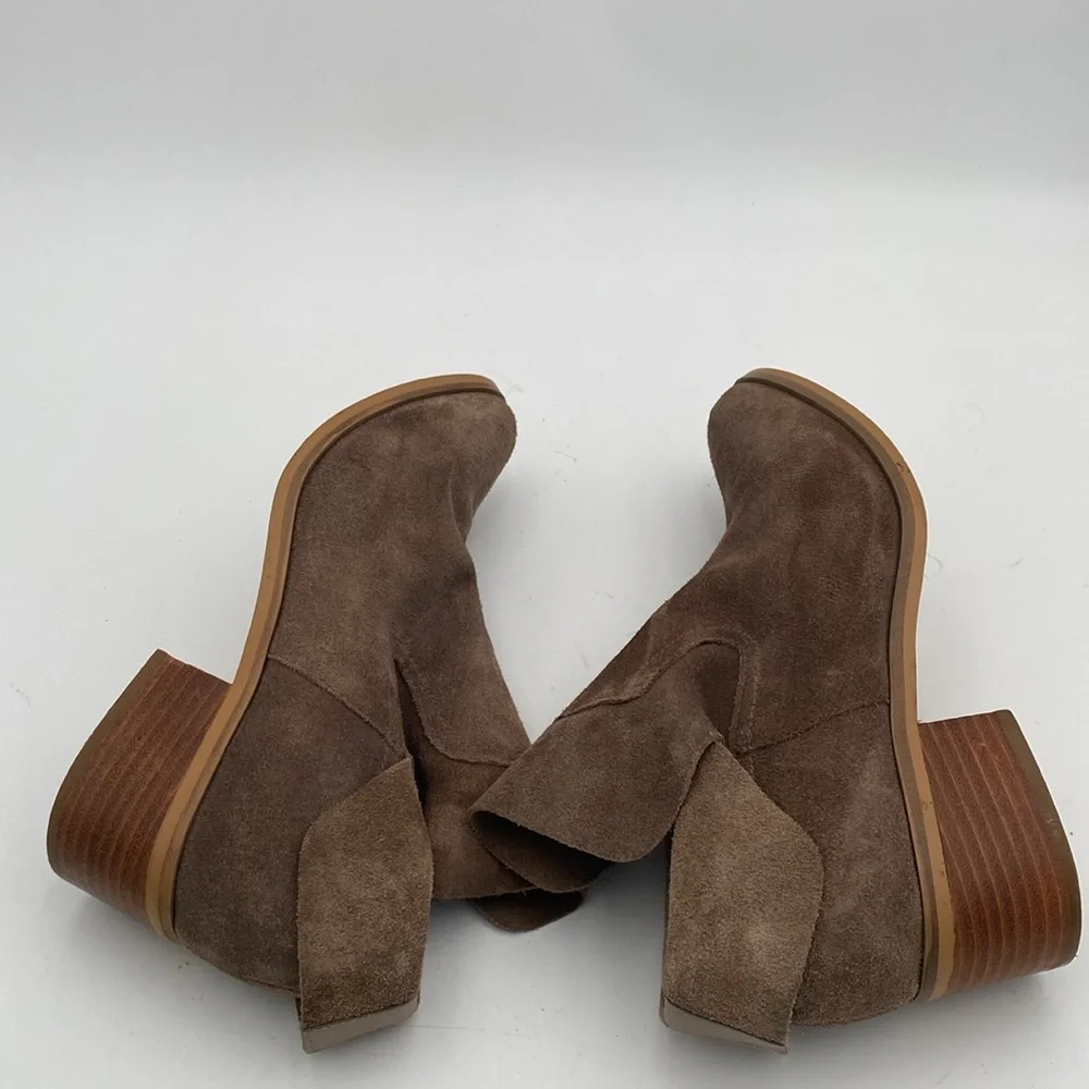 Steve Madden stylish taupe